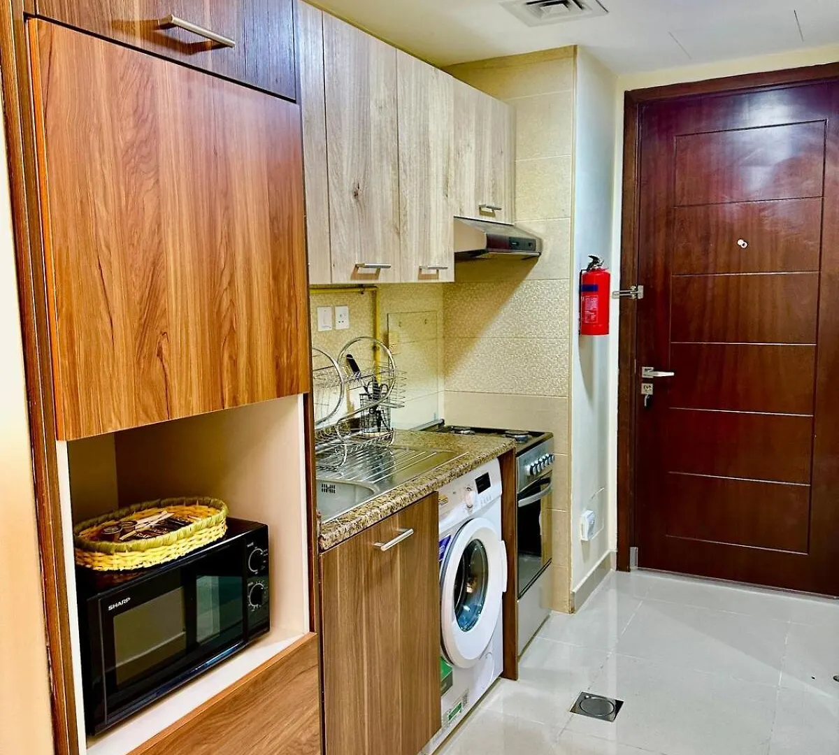 Comfy Studio In Jvc Great Location Fast Wi-Fi Dubai