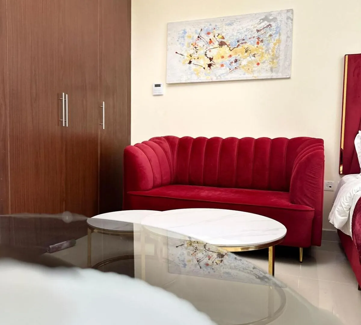 Apartment Comfy Studio In Jvc Great Location Fast Wi-Fi Dubai