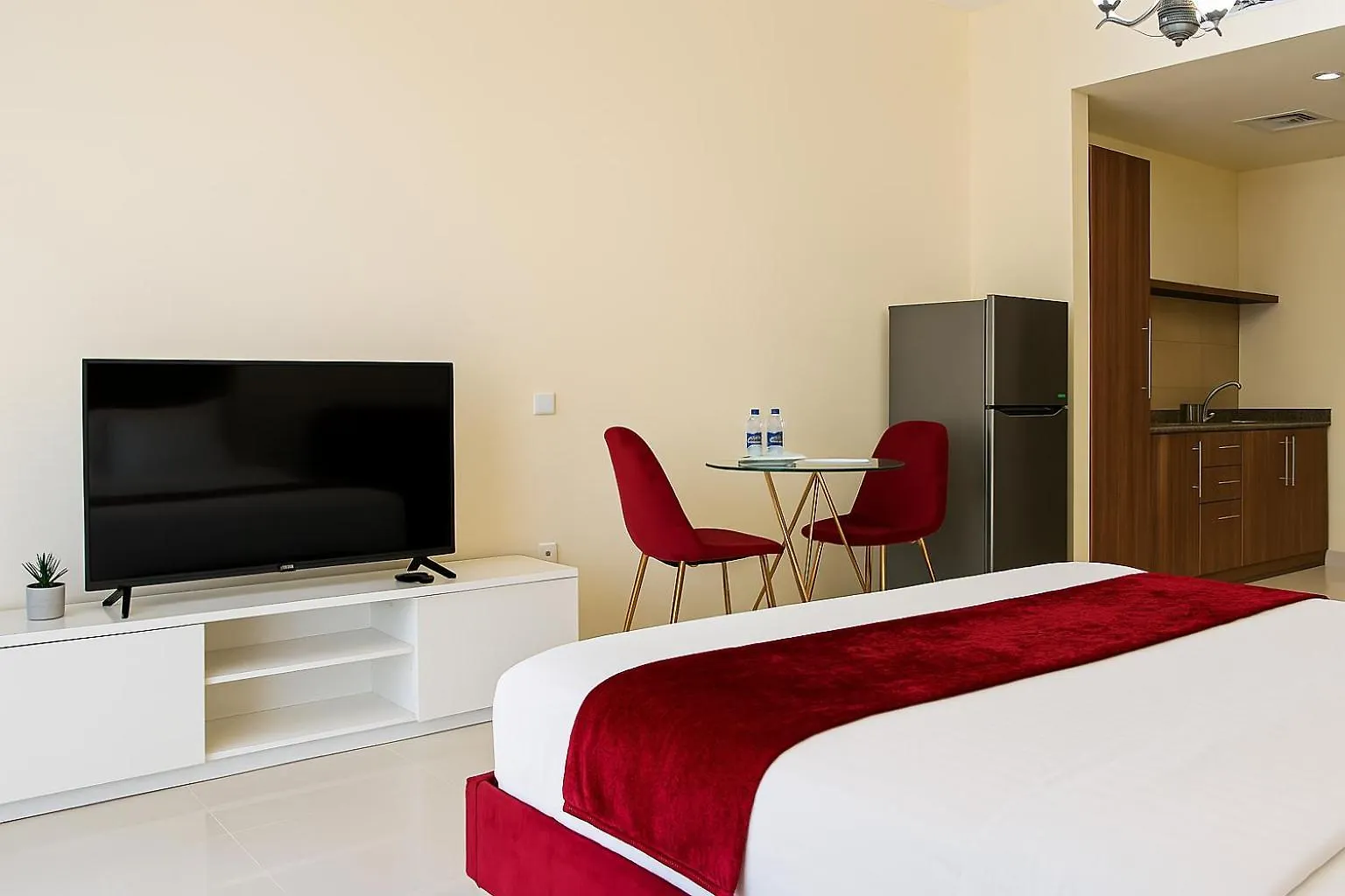 Comfy Studio In Jvc Great Location Fast Wi-Fi Dubai