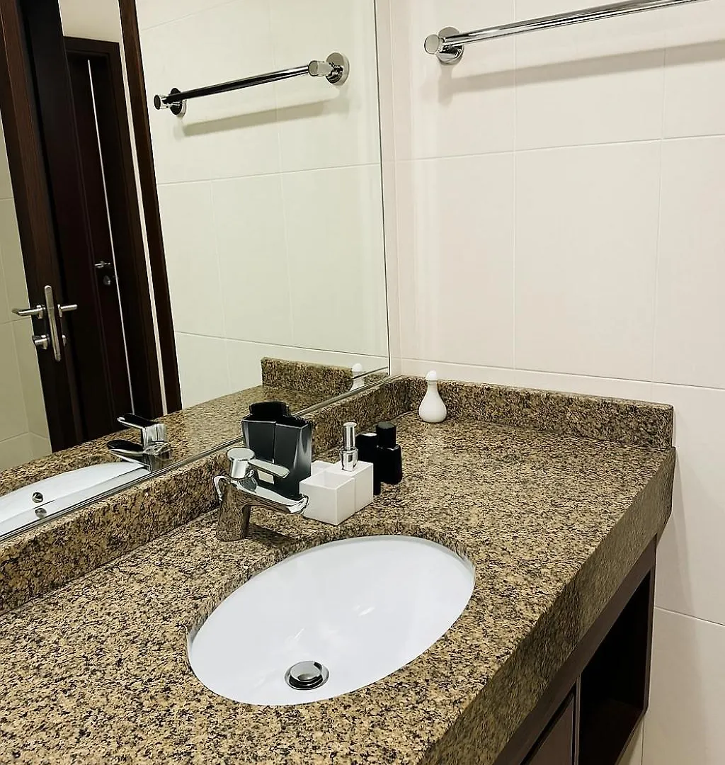Comfy Studio In Jvc Great Location Fast Wi-Fi Dubai Apartment